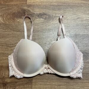 Victorias Secret Nude Dream Push Up Bra Womens Size 32D Beige Lace Padded Tan